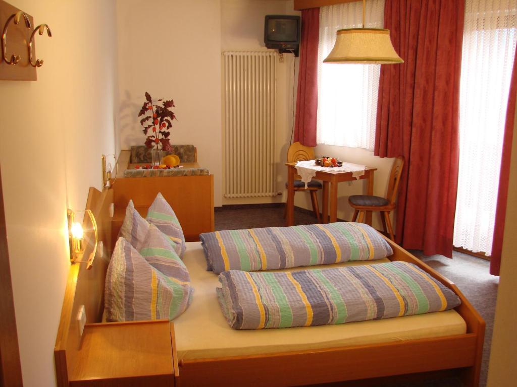 Gasthof Hotel Woehrmaurer Фельдтурнс Номер фото